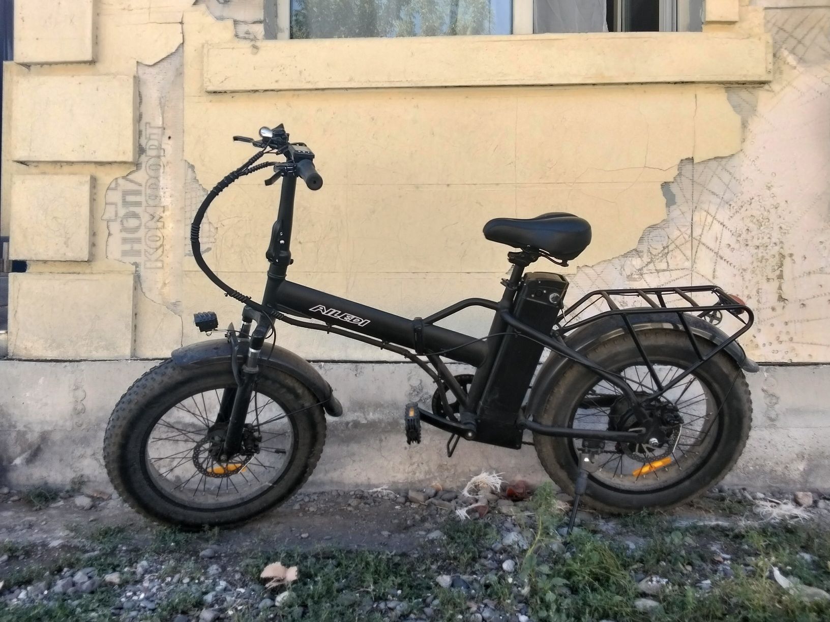 Продам Электро велик цена договорная