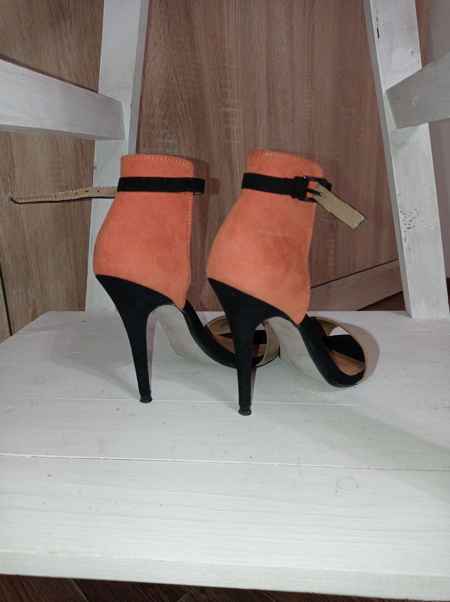 Туфли женские Zara