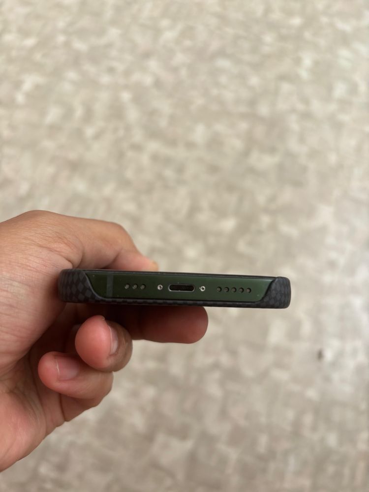 Iphone 13 зеленый