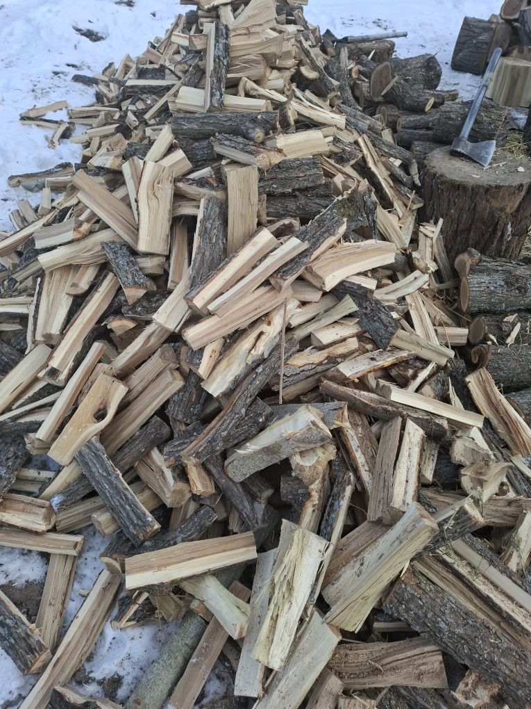 Продаются рубленные дрова,куб 17 000тг.Доставка имеется