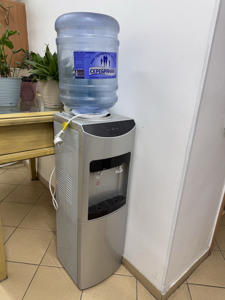 Куллер для воды