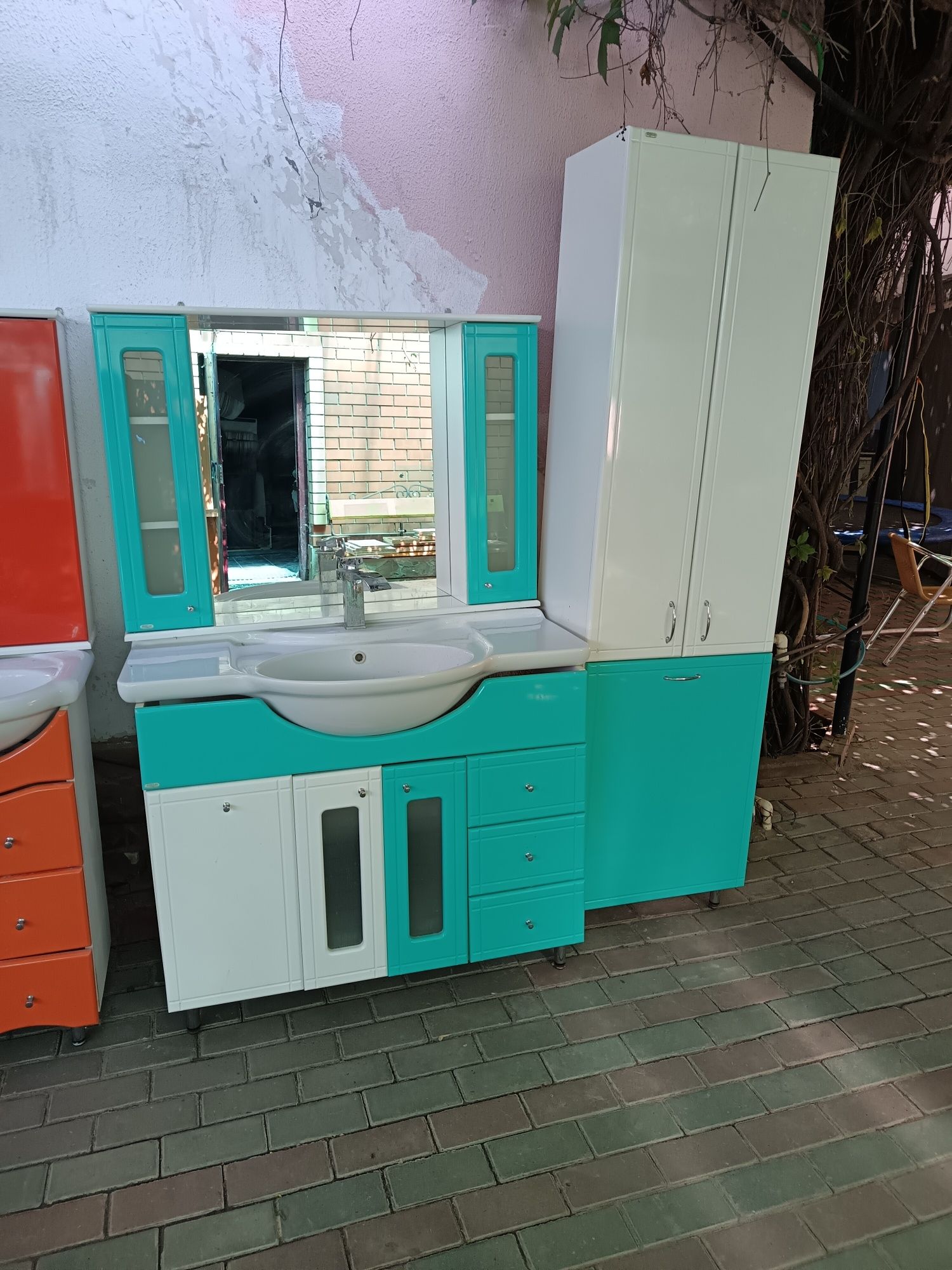 Продам мебель для ванной