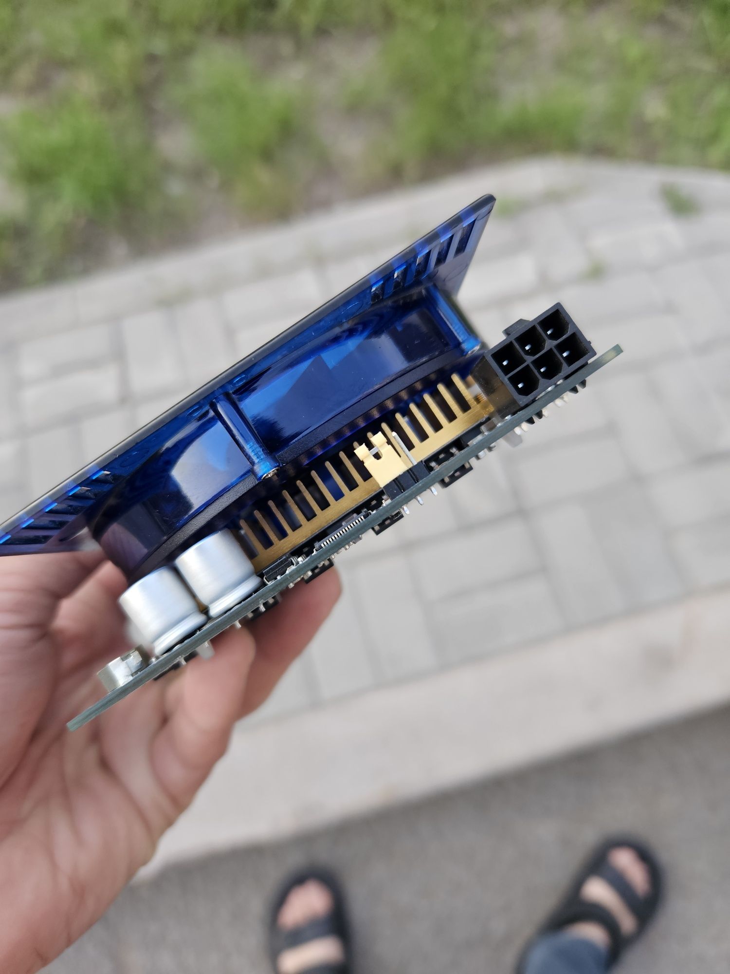 Видеокарта Nvidia Geforce 9800