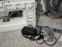 Швейная машина Janome ML77 белый