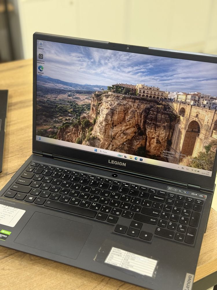 Lenovo AMD Ryzen 5-4