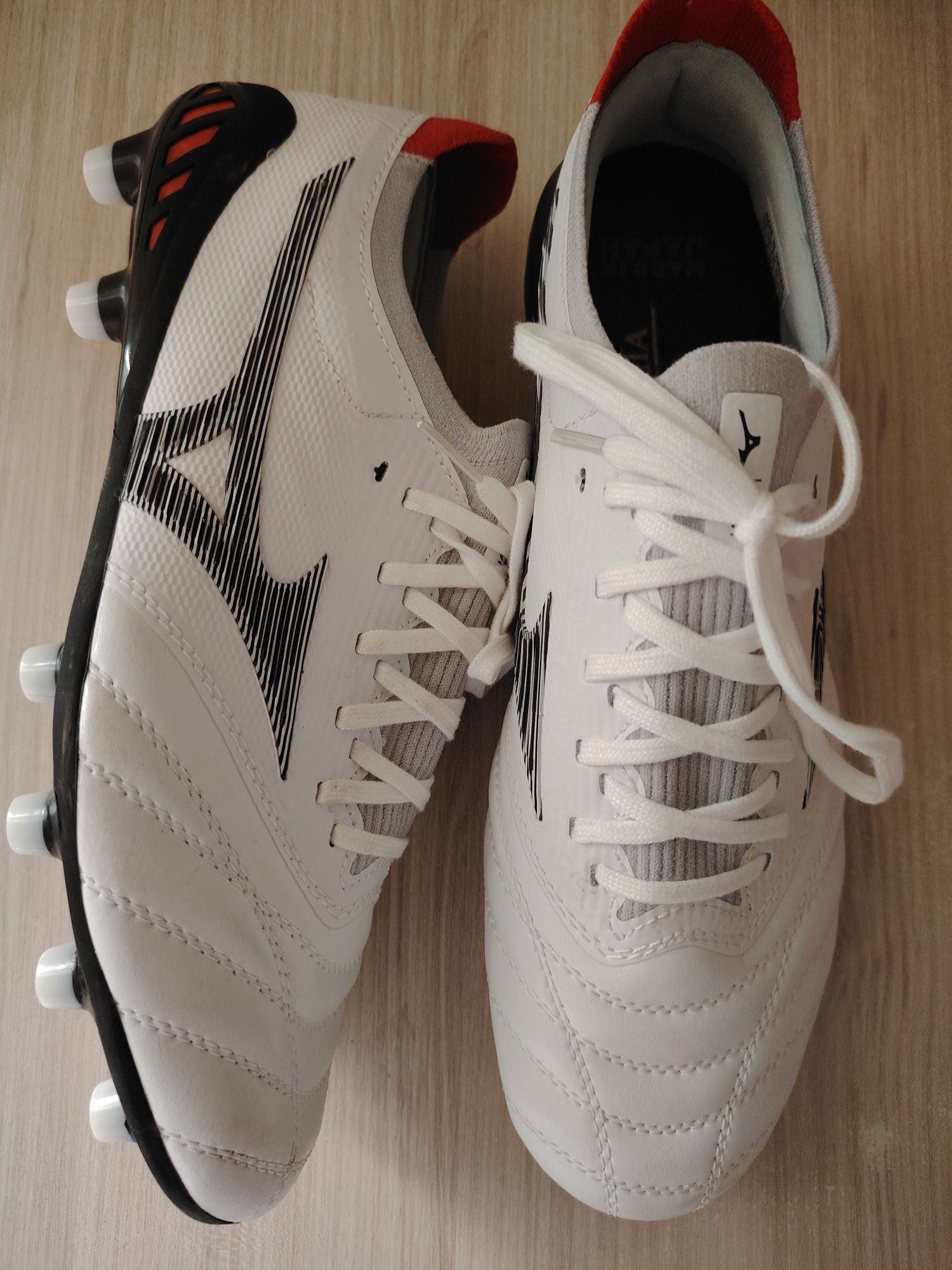 Буцы Mizuno в идеальном состоянии