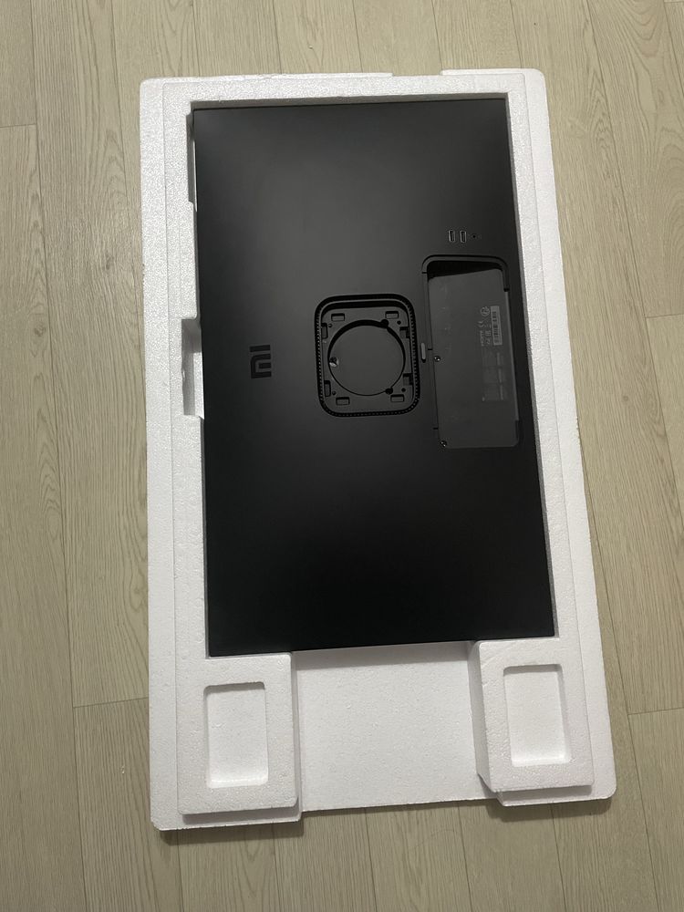 Монитор 27 Xiaomi