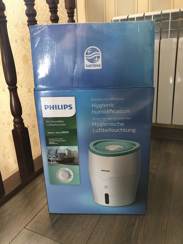 Увлажнитель воздуха Philips AVENT HU4801 белый