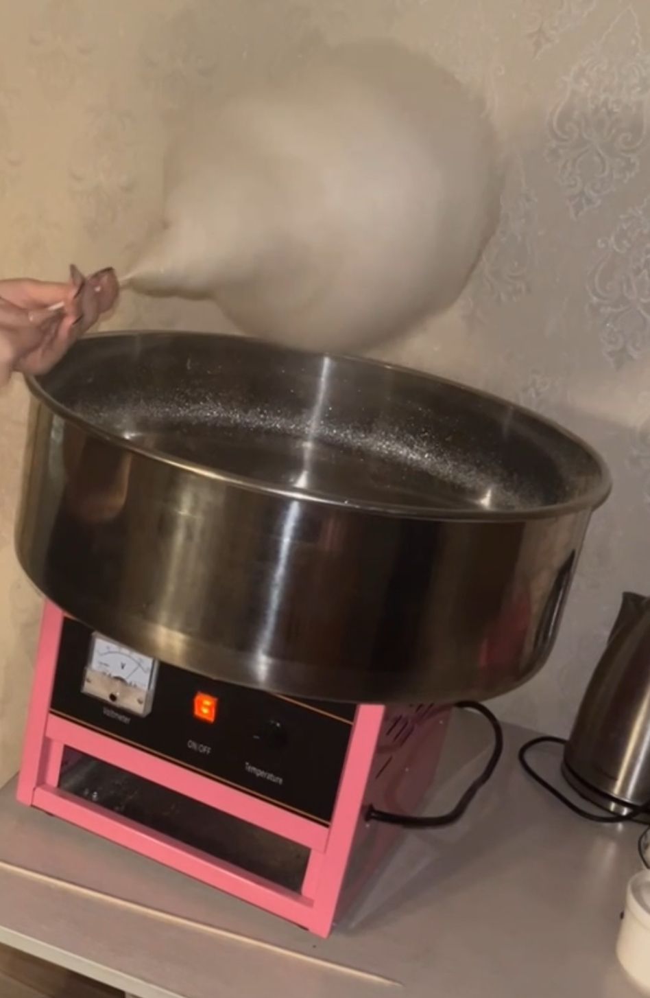 Продам аппарат для сахарной ваты