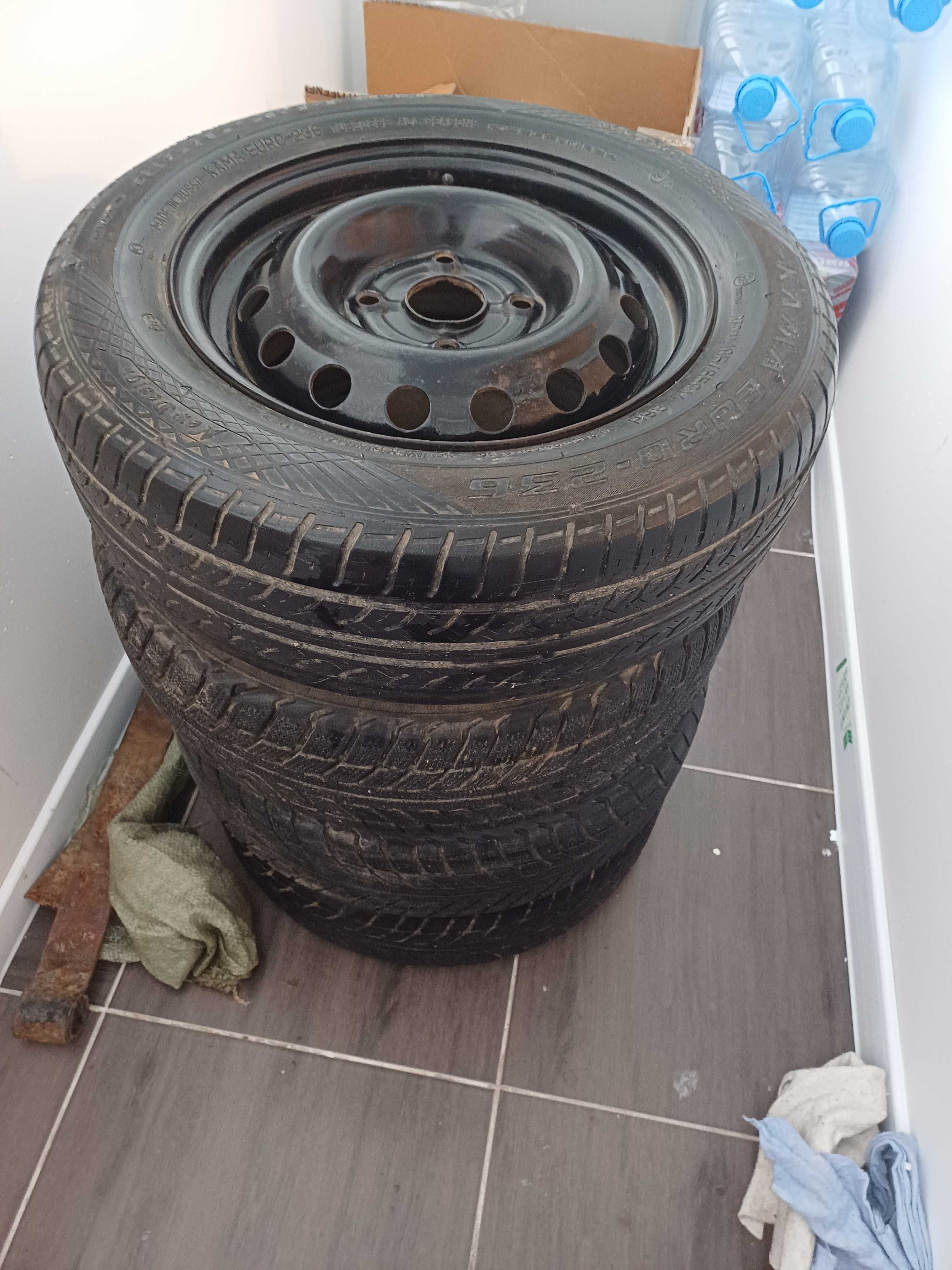 Покрышка , Шина 185/65/R14 с дисками на Chevrolet Lacetti