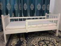 Детская кровать с ортопед.матрасом