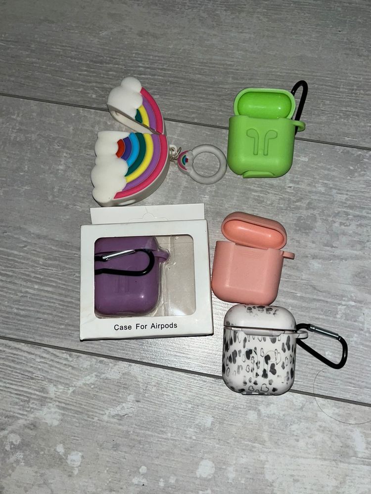 Чехлы на айфон 6, XR и на наушники Airpods