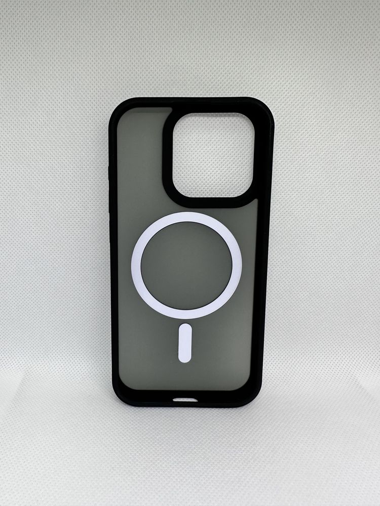 Чехлы на IPhone 15 pro и  IPhone 15 pro MAX