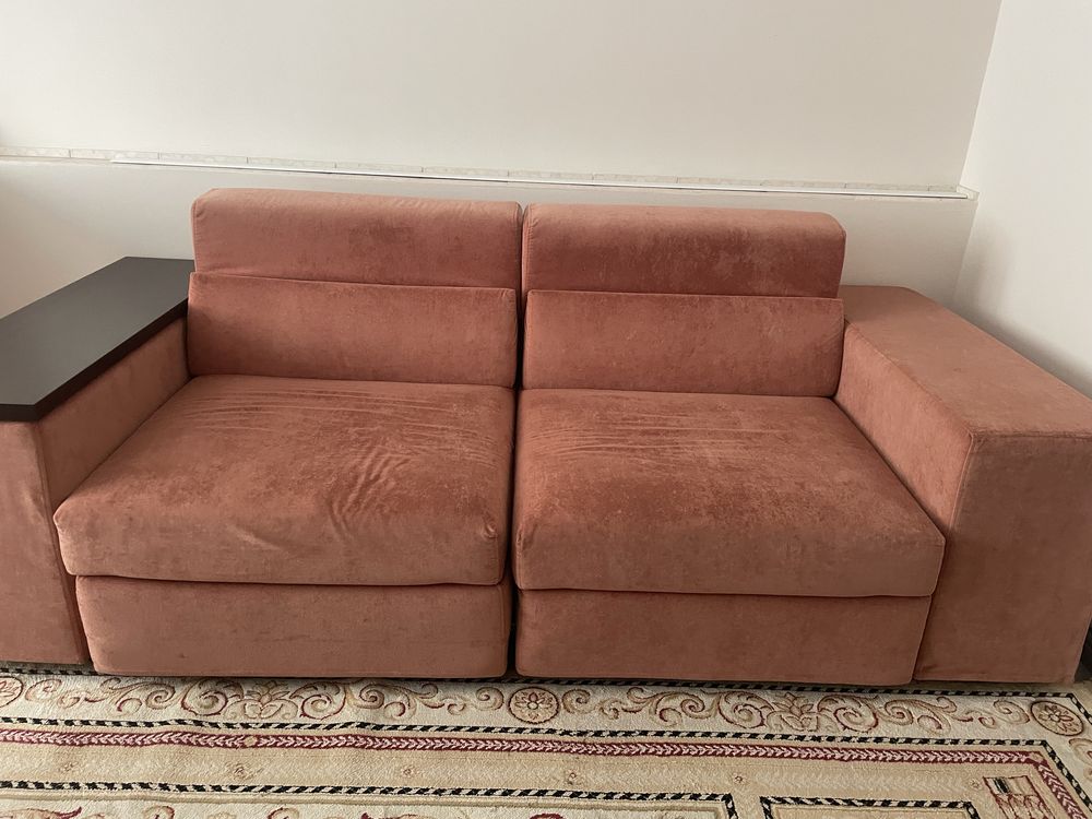 Продам диван в отличном состояний