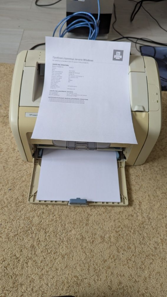 Продам принтер HP  laserjet 1018