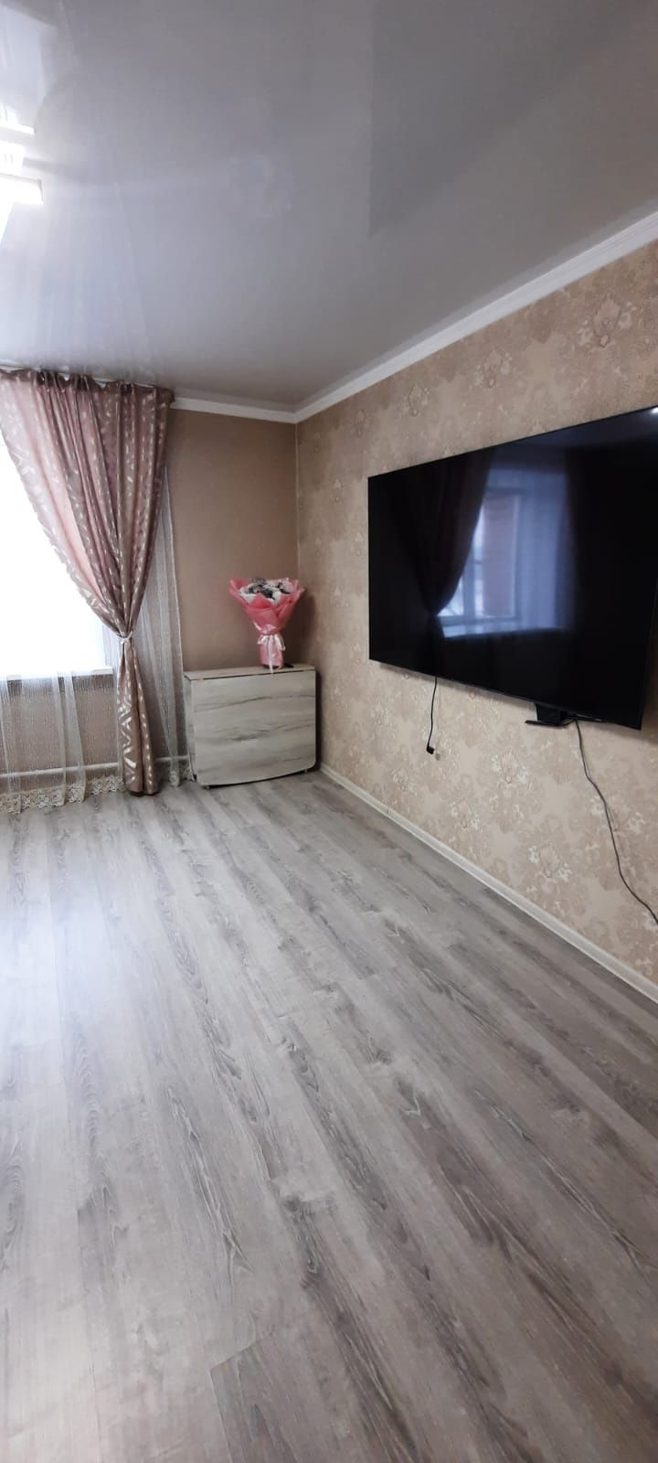Сдам 2х комнатную в центре