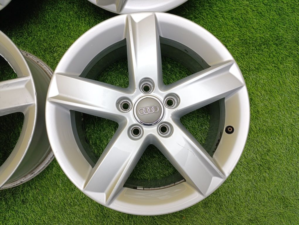 Диски R16 5×112 разноширокие на Audi и другие.