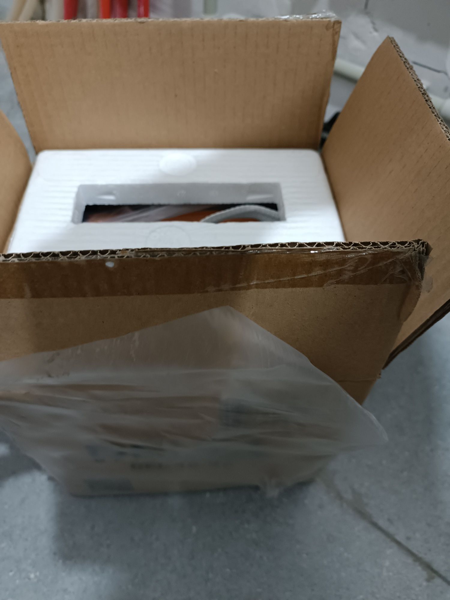 Аккумулятор DELTA GEL 12-45Ah +/-