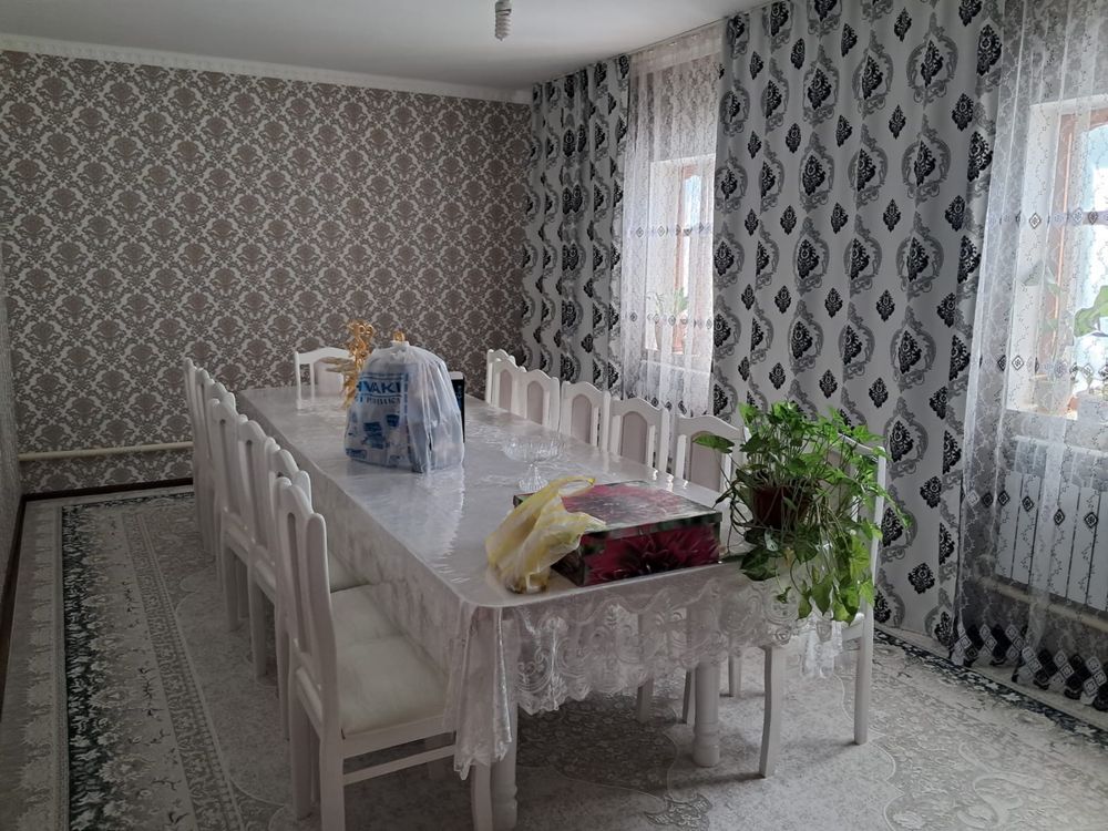 Үй сатылады 4 бөлмелі 2-3 бөлмелі квартираға ауыстырамын