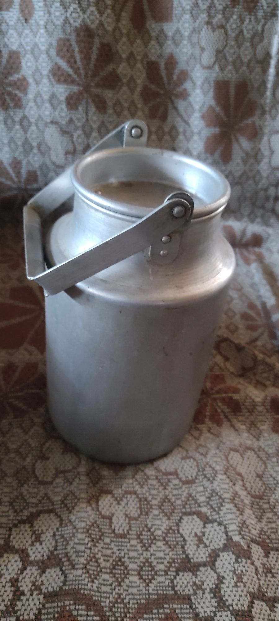 Продам     бидон