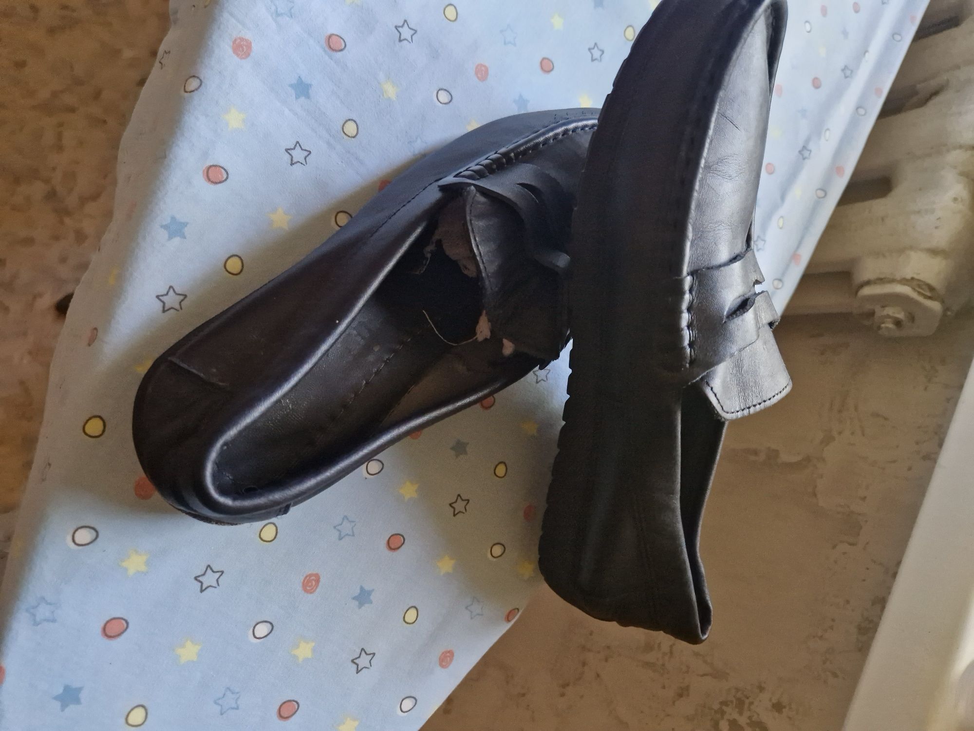 Продам мокасины мужские  41 р маломерк. Новые