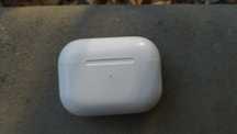 Нашёл AirPods pro