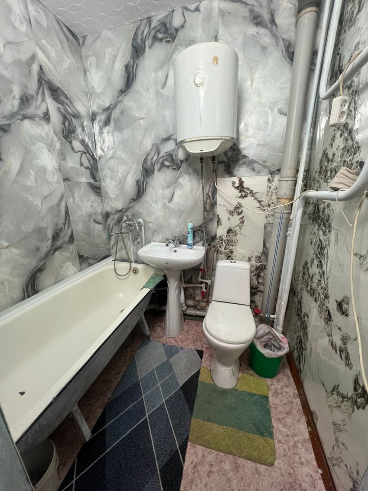 Продам 1 квартиру МКР