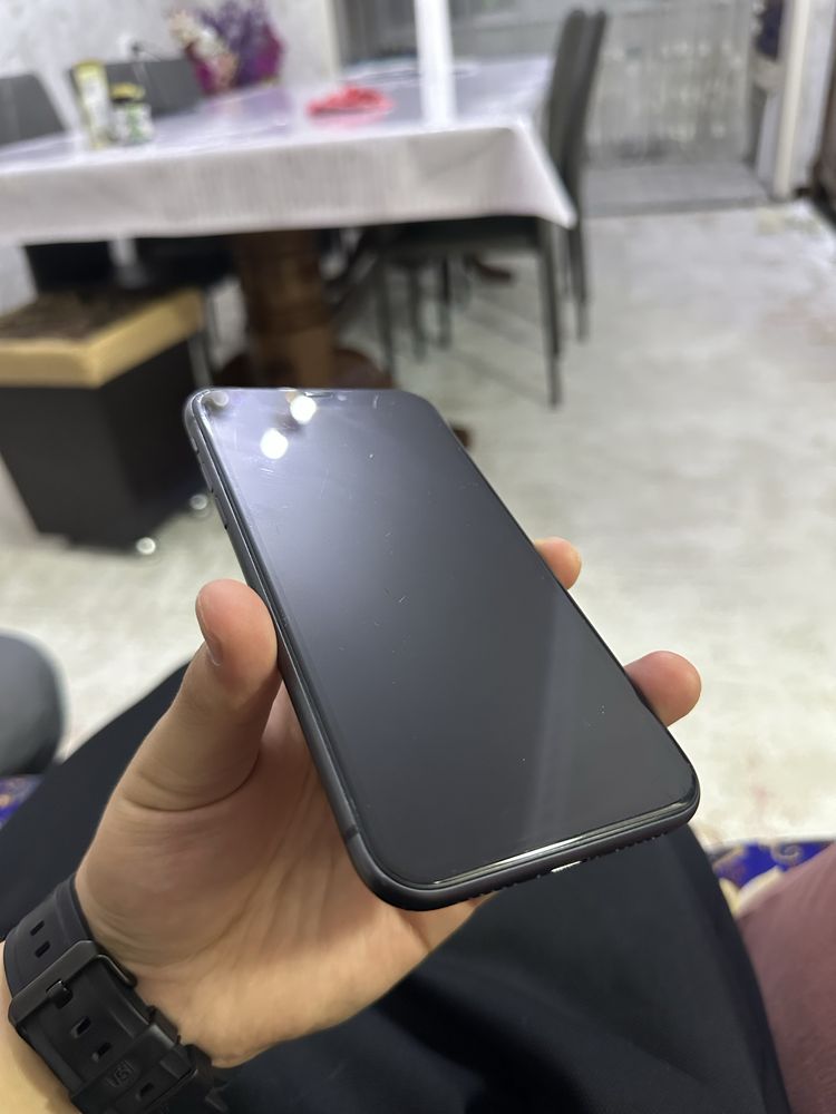 Айфон11 black 64гб