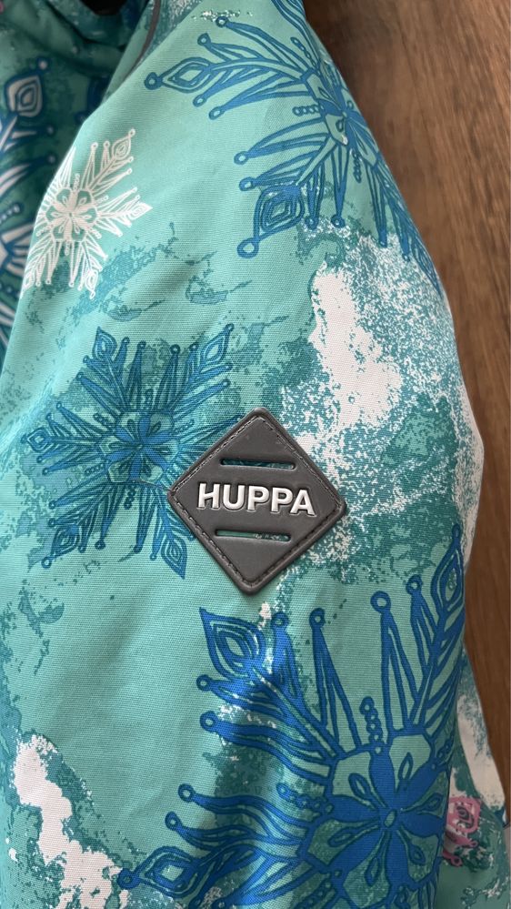 Продам зимний комбинезон Huppa 86см