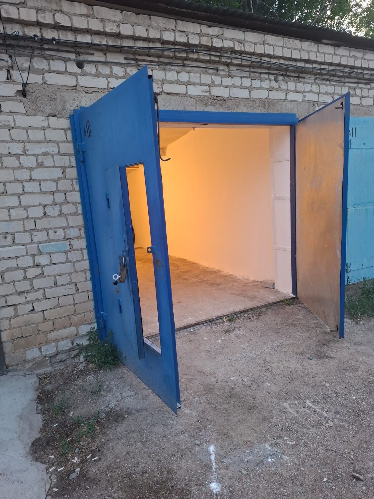 Продам гараж в кооперативе Зенит рядом 3-русская школа