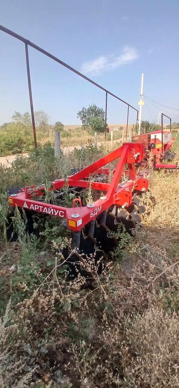 Продам бдм артайурс 2,4×2н. С катком новый срочно.Сеялку для семян все
