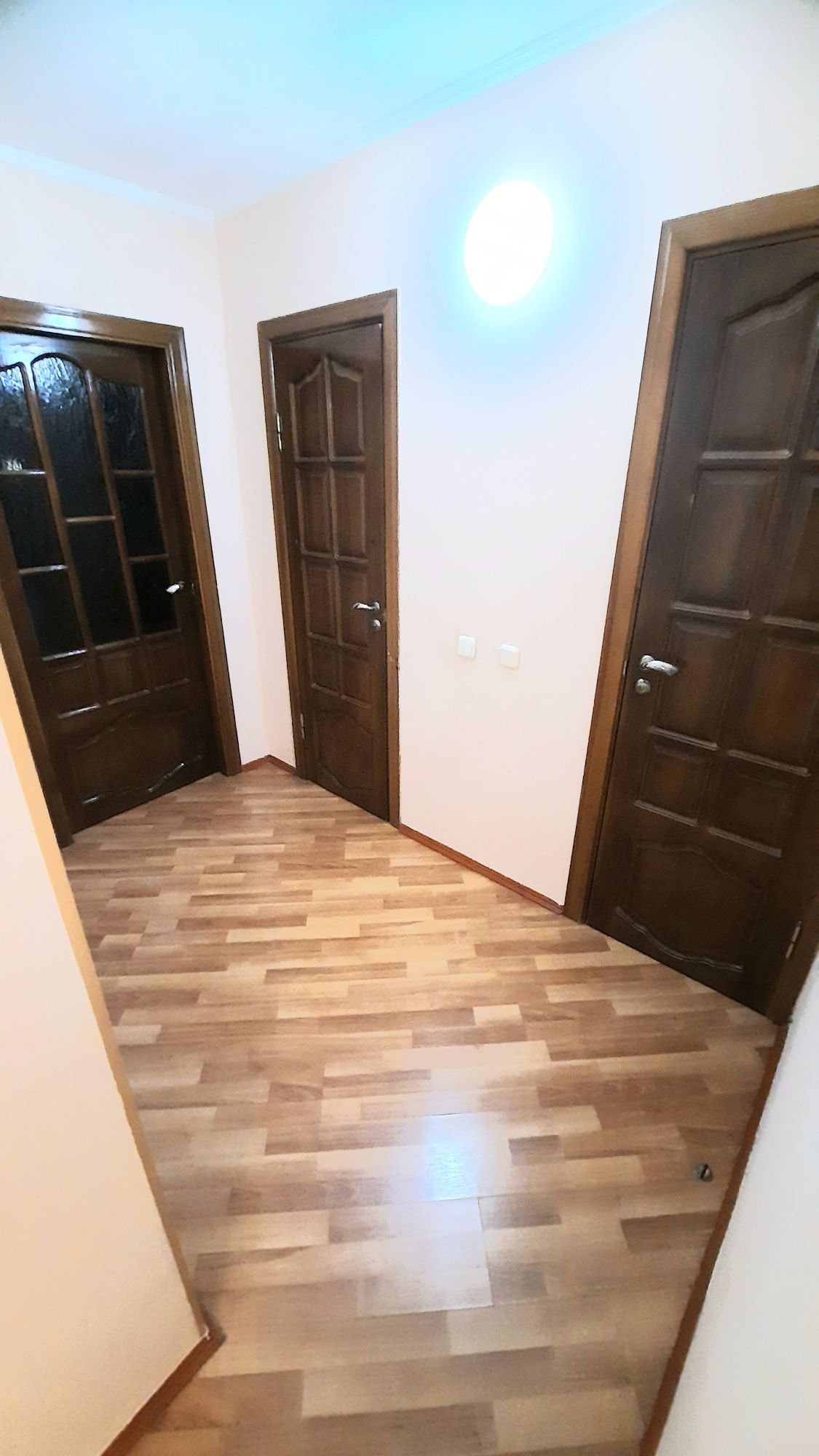 Сдам 3 квартиру посуточно улице Акана Сэре 90А