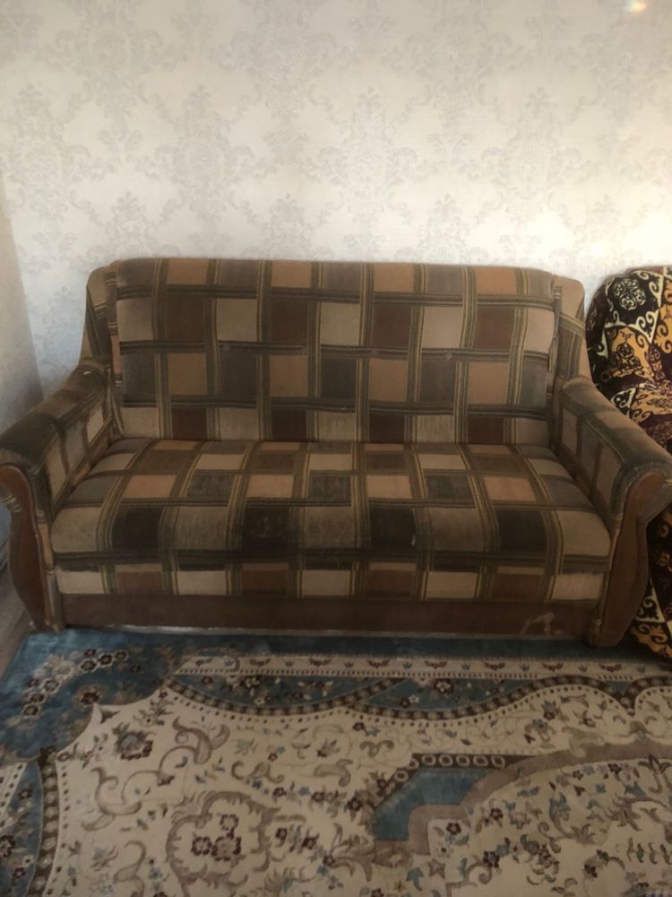 Продам диван с креслом, раскладные