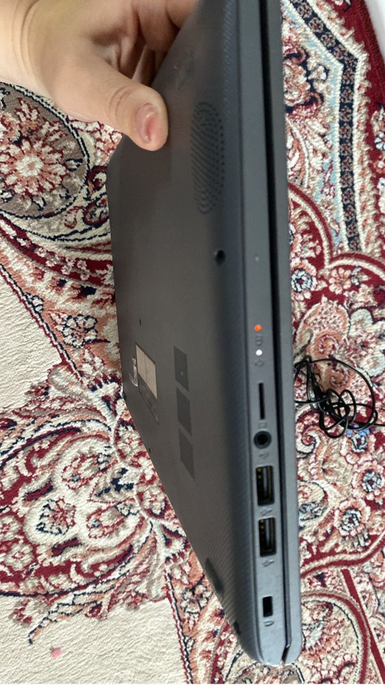 Ноутбук    ASUS