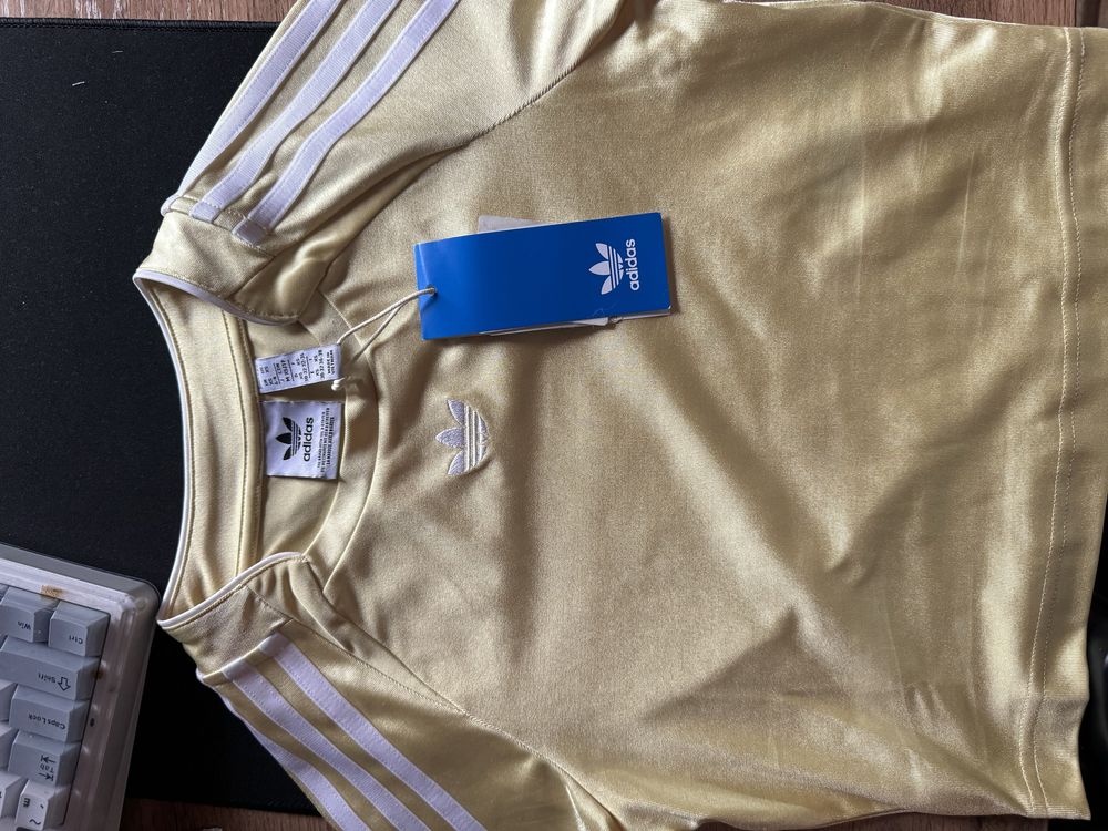 Продам новую футболку Adidas оригинал