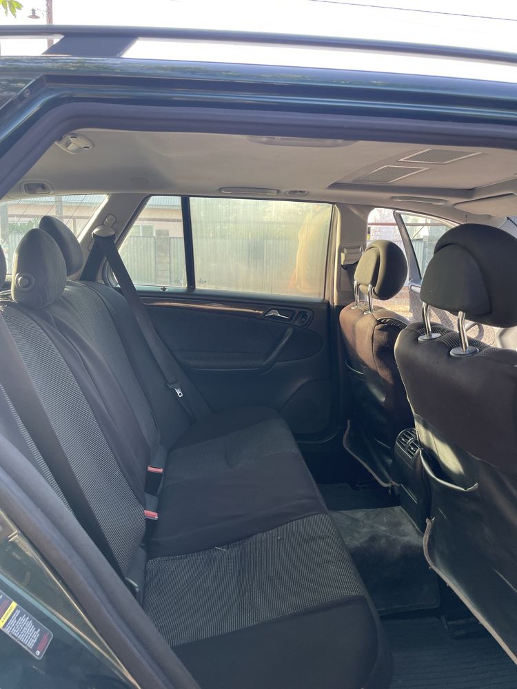 mercedes benz C class 240