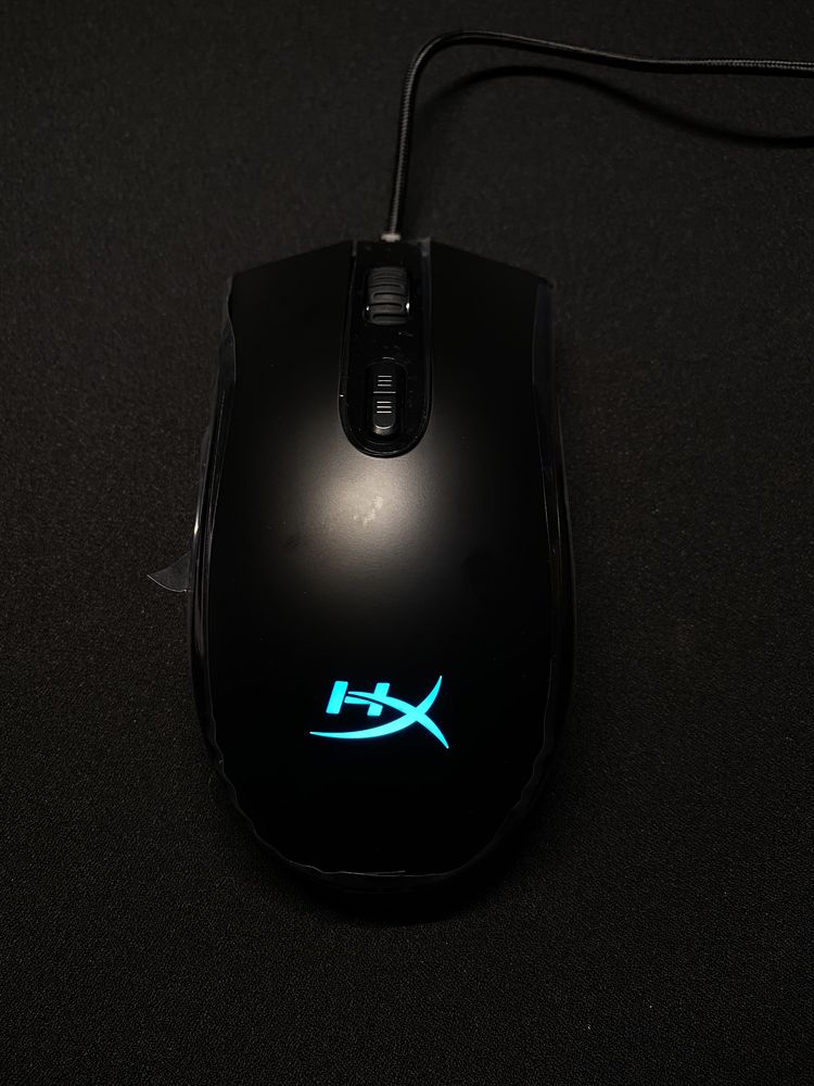 продам новую игровую мышку Hyperx Pulsefire core rgb