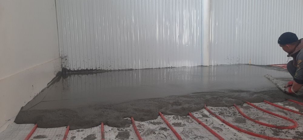 Стяжка теплипол лазермен куямыз сапасы оте жаксы. Бетон заливаем