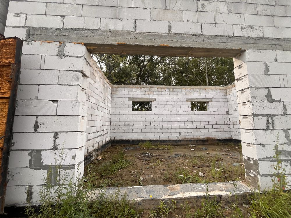 Продам Боксы Недостроеные в черте города