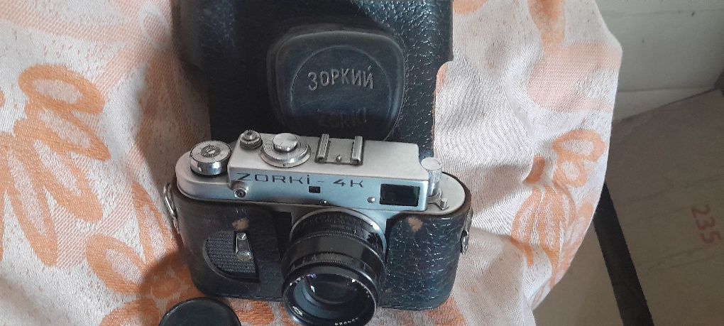 Зорки 4 К продается фотоопарат.
