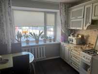 3-комн. квартира, 82.9м², р-н 8 микрорайон.