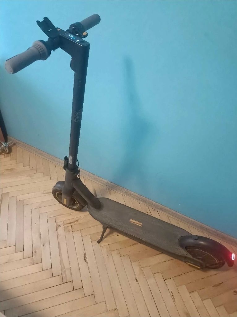 Ninebot Max G30 by Segway 30km/час