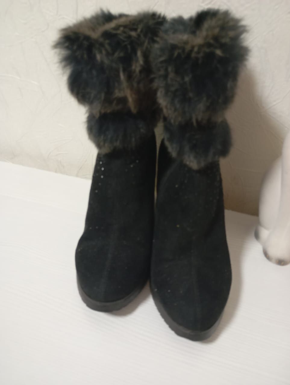 Продам сапожки зимние женские