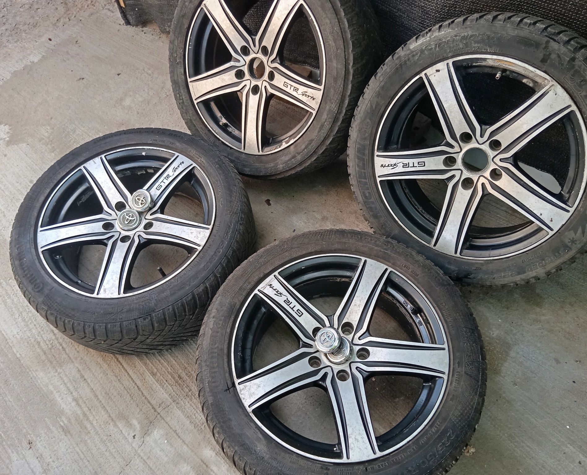 Диски 17 ет 35 J7 разб 5*114,3.