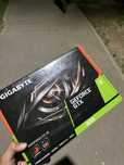 GTX 1650 4GB почти новая