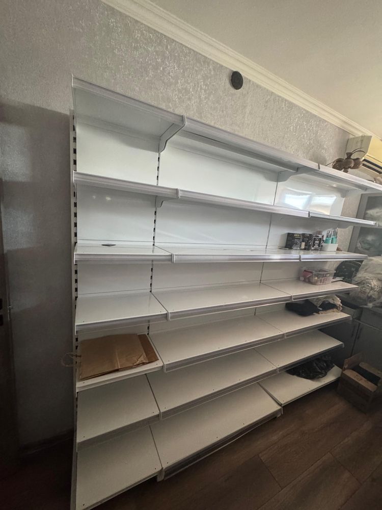 Продаются стеллажи