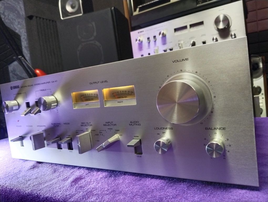 YAMAHA CA-X1 стерео усилитель