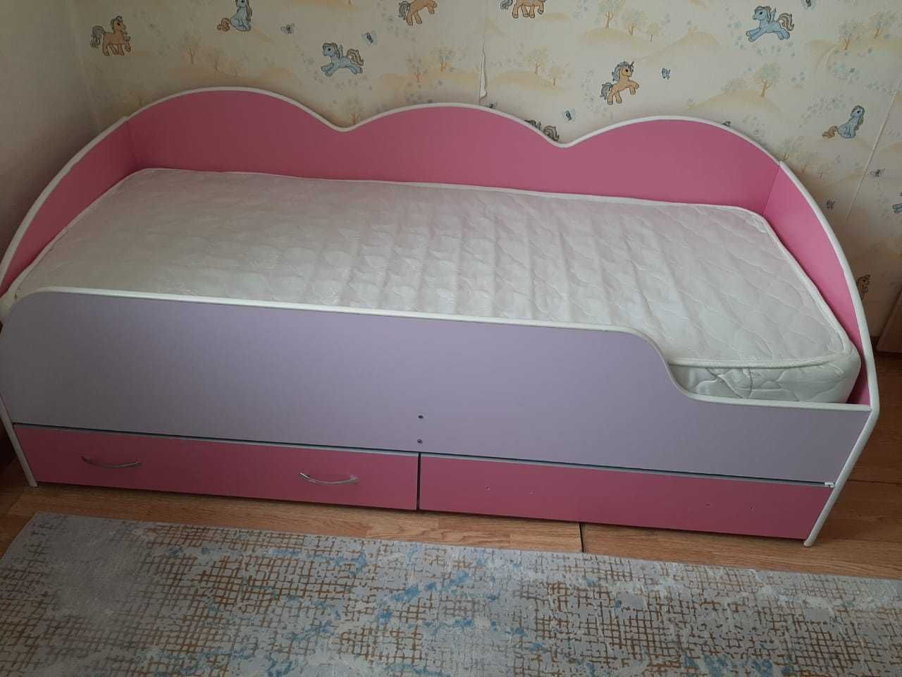 продам  кровать б/у
