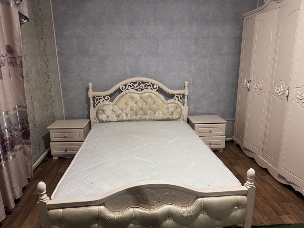 Спальная гарнитура