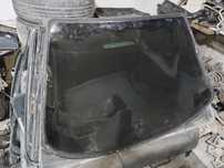 Заднее лобовое стекло Ауди 80 В3 бочка